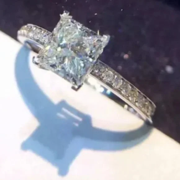 925 Sterling Silver Princess Square Simulator Diamond Ring Wedding Engagement - Picture 4 of 4